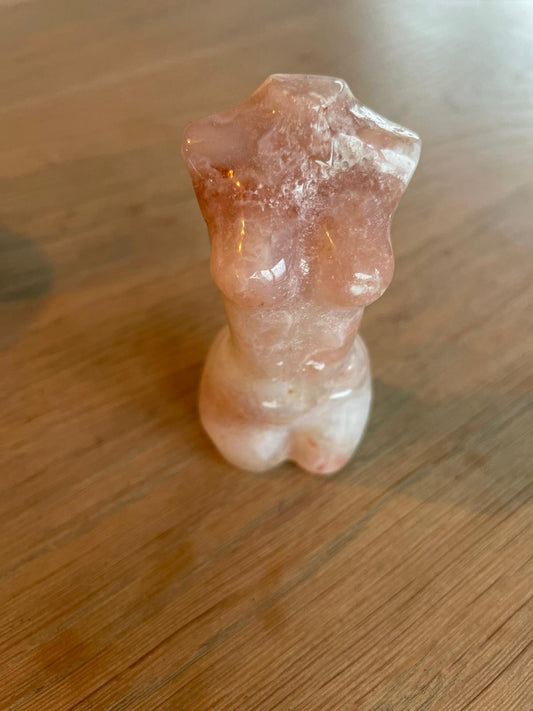 Bloemagaat body